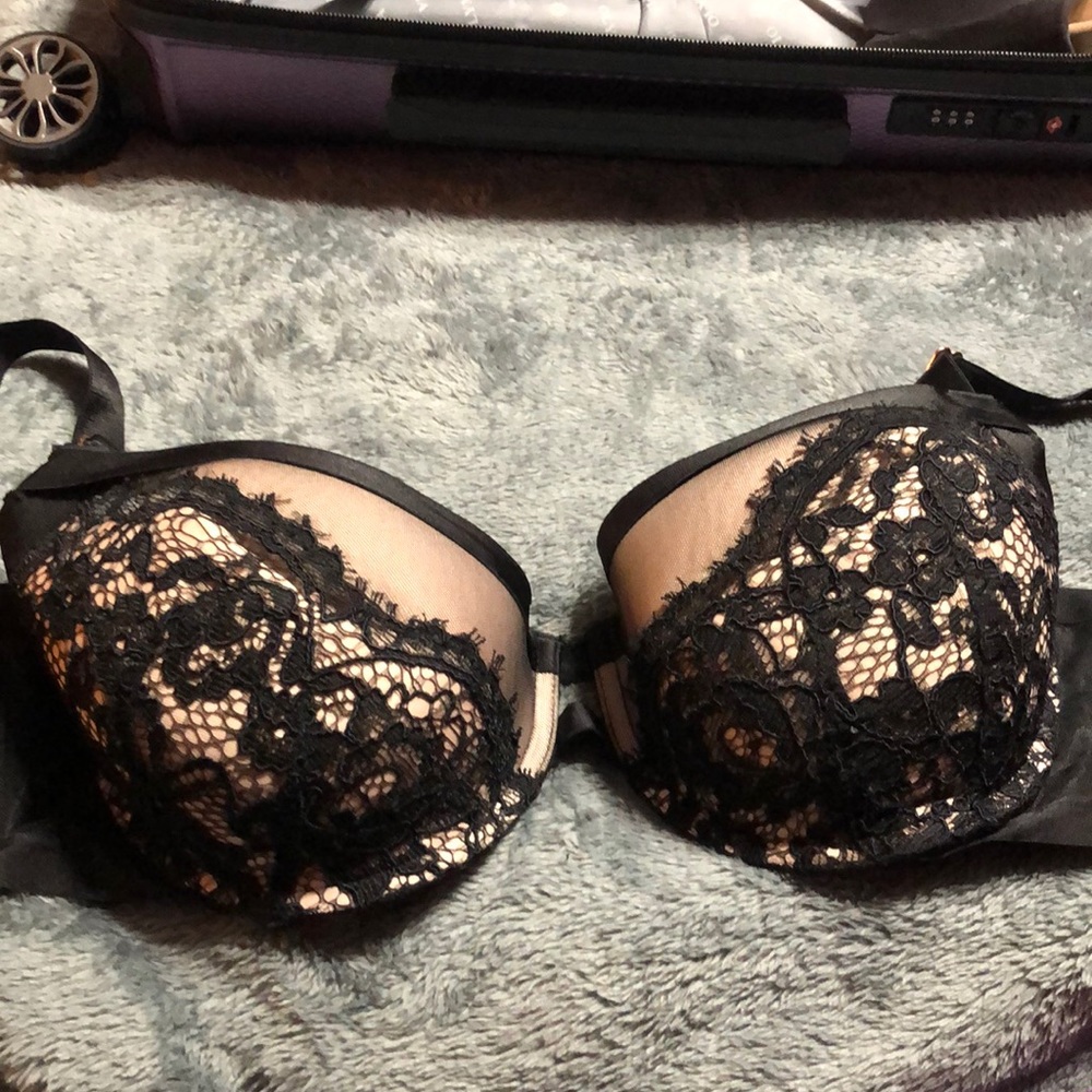 Smart and sexy bra